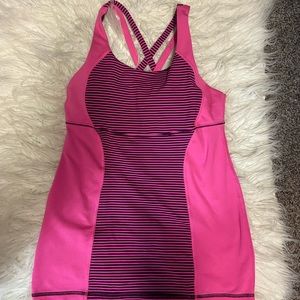 Lululemon tank